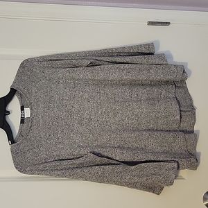 1804 Coin bell sleeve sweater